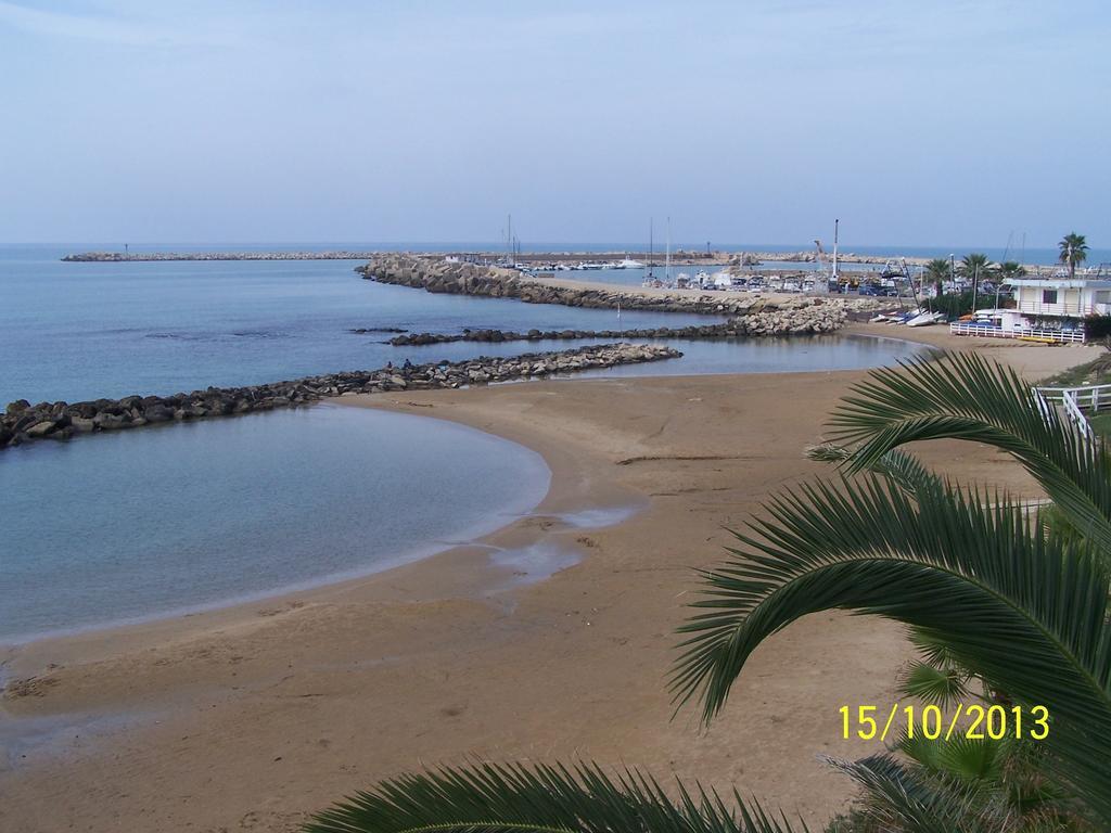Hotel Sul Mare Al Gabbiano Scoglitti Eksteriør bilde