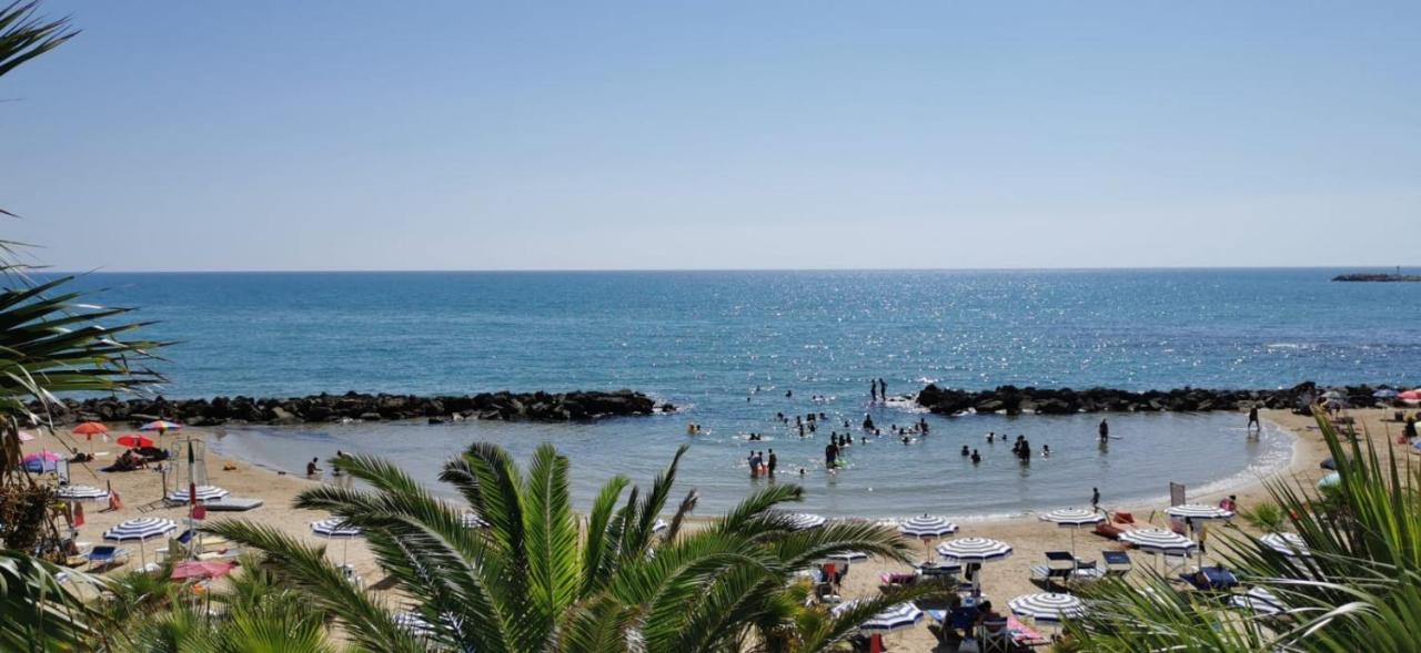Hotel Sul Mare Al Gabbiano Scoglitti Eksteriør bilde