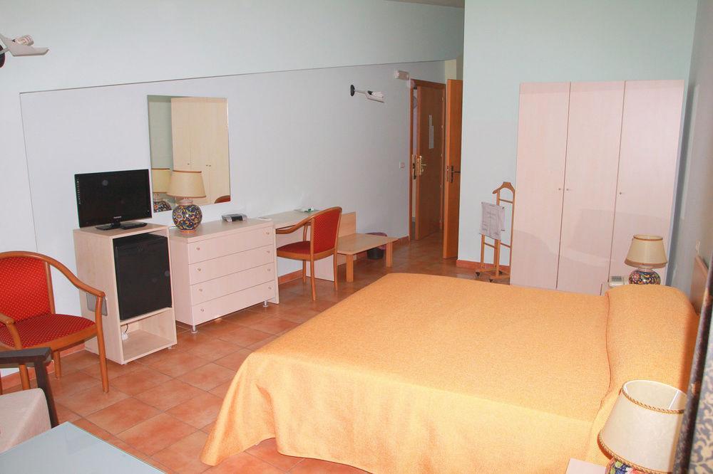 Hotel Sul Mare Al Gabbiano Scoglitti Eksteriør bilde