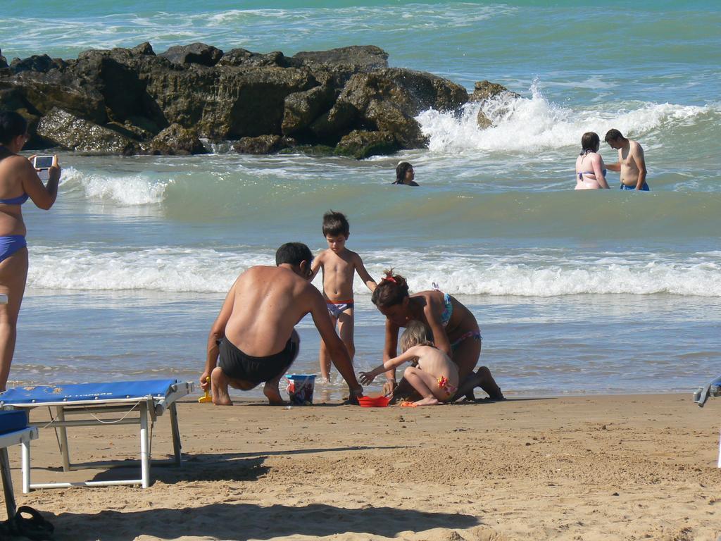 Hotel Sul Mare Al Gabbiano Scoglitti Eksteriør bilde