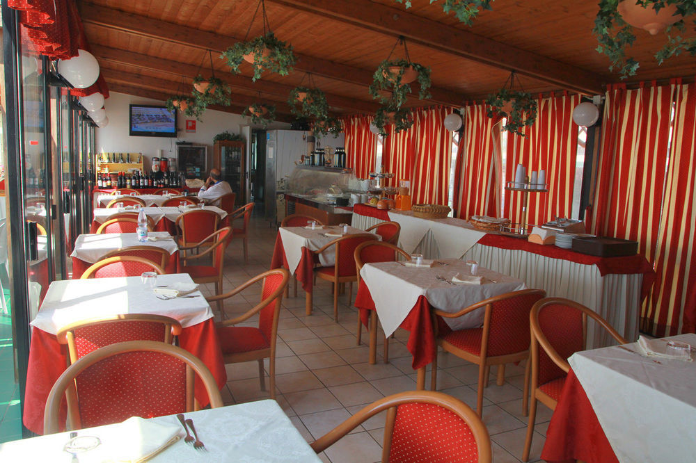 Hotel Sul Mare Al Gabbiano Scoglitti Eksteriør bilde