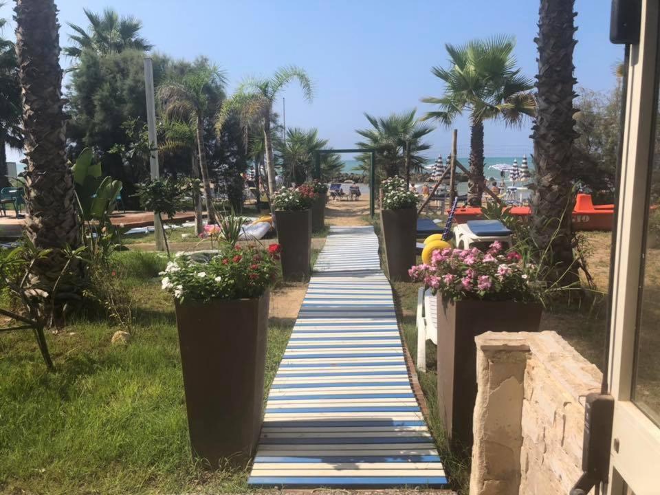 Hotel Sul Mare Al Gabbiano Scoglitti Eksteriør bilde